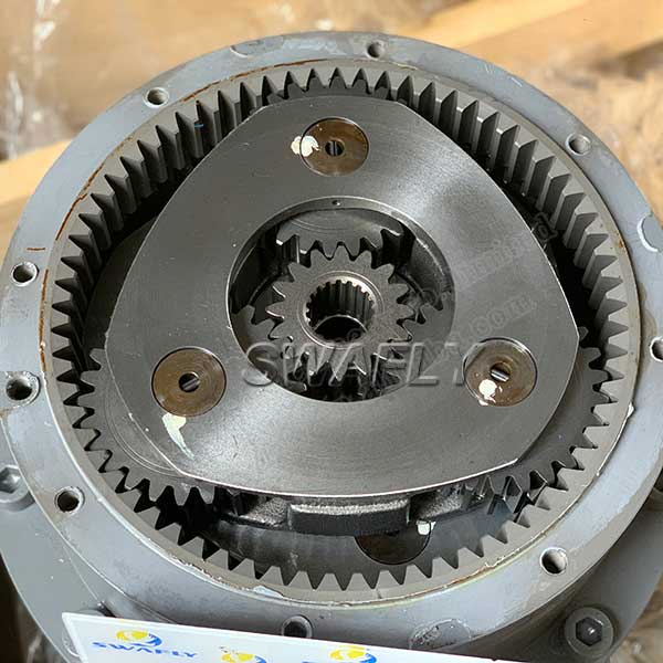 Echte nieuwe ZX670LCH-5B ZX690LCH-5A graafmachine Swing Reducer YB60000217 9313703 Swing Gearbox